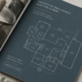 Brochure élégante représentant une propriété de luxe, mettant en avant ses caractéristiques uniques.